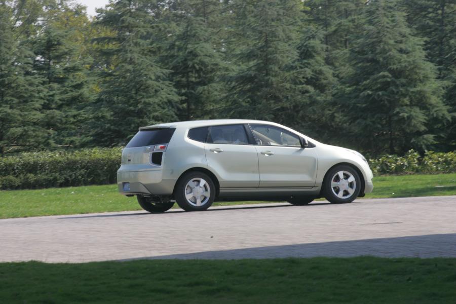  GM Sequel Concept 2005 года  (фото 78 из 105)